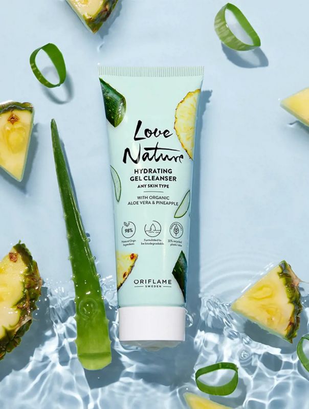 Love Nature Hydrating Gel Cleanser Aloe Vera y Piña